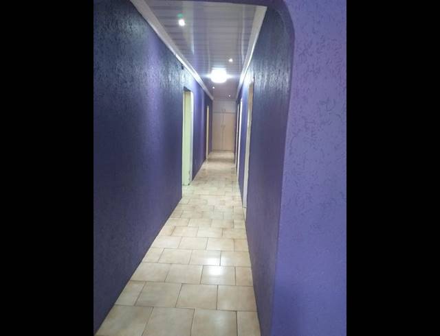 4 BEDROOM HOUSE FOR SALE IN LENASIA